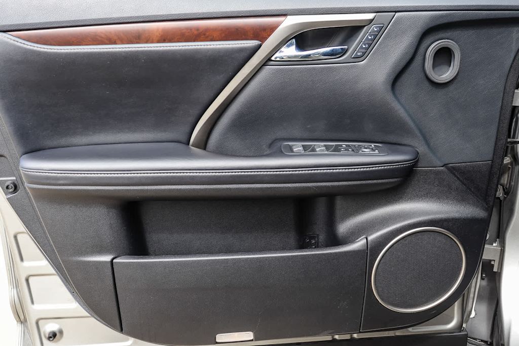 Thumbnail: 2020 Lexus RX - 27