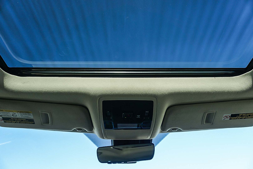 Thumbnail: 2022 Lexus RX - 28