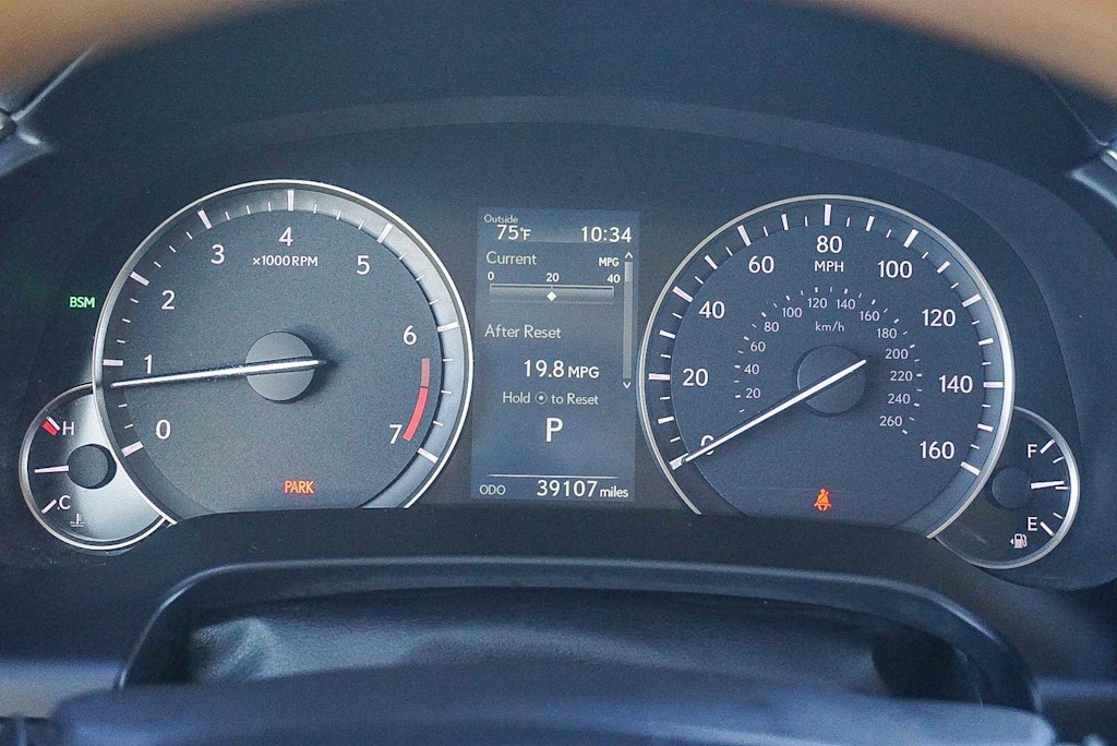 Thumbnail: 2022 Lexus RX - 15