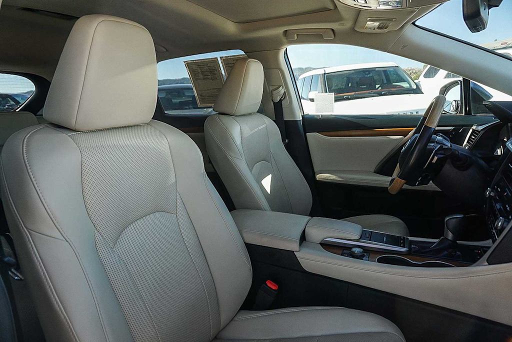 Thumbnail: 2022 Lexus RX - 9