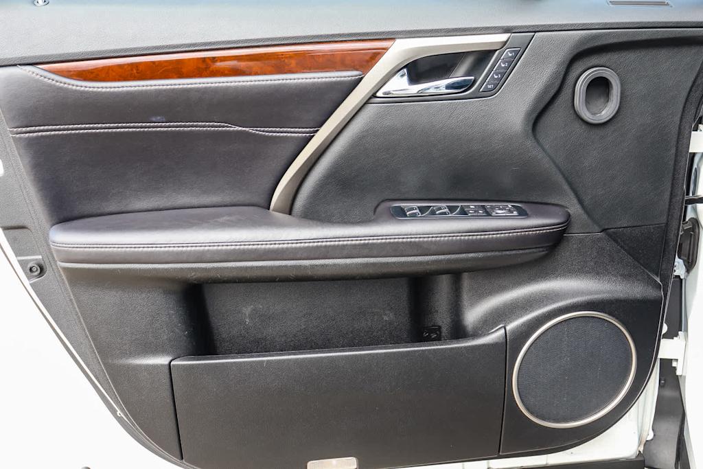 Thumbnail: 2017 Lexus RX - 27