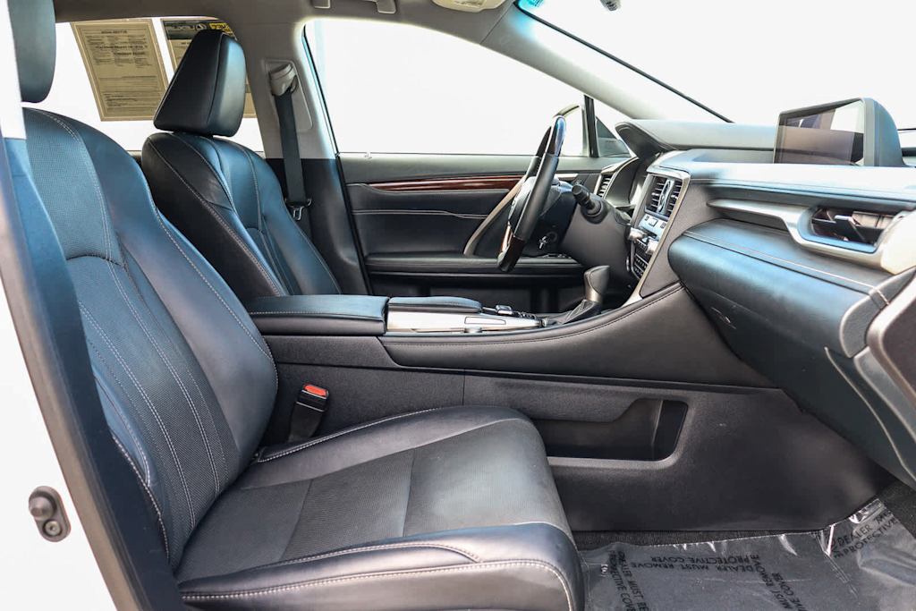 Thumbnail: 2017 Lexus RX - 9