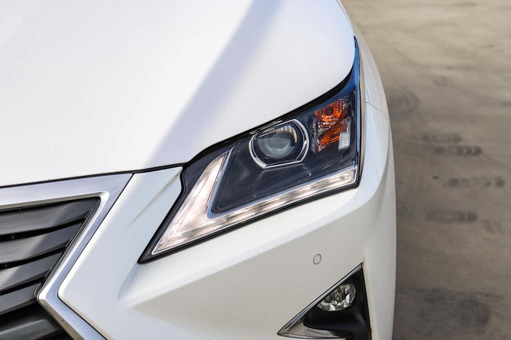 Thumbnail: 2017 Lexus RX - 19