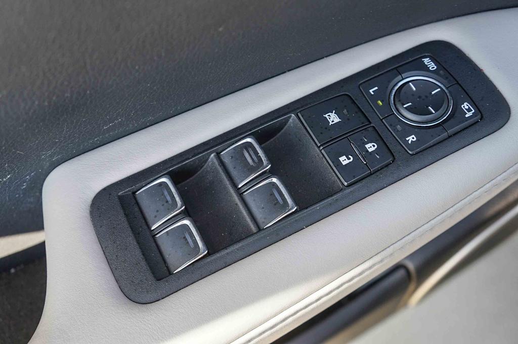 Thumbnail: 2019 Lexus RX - 27