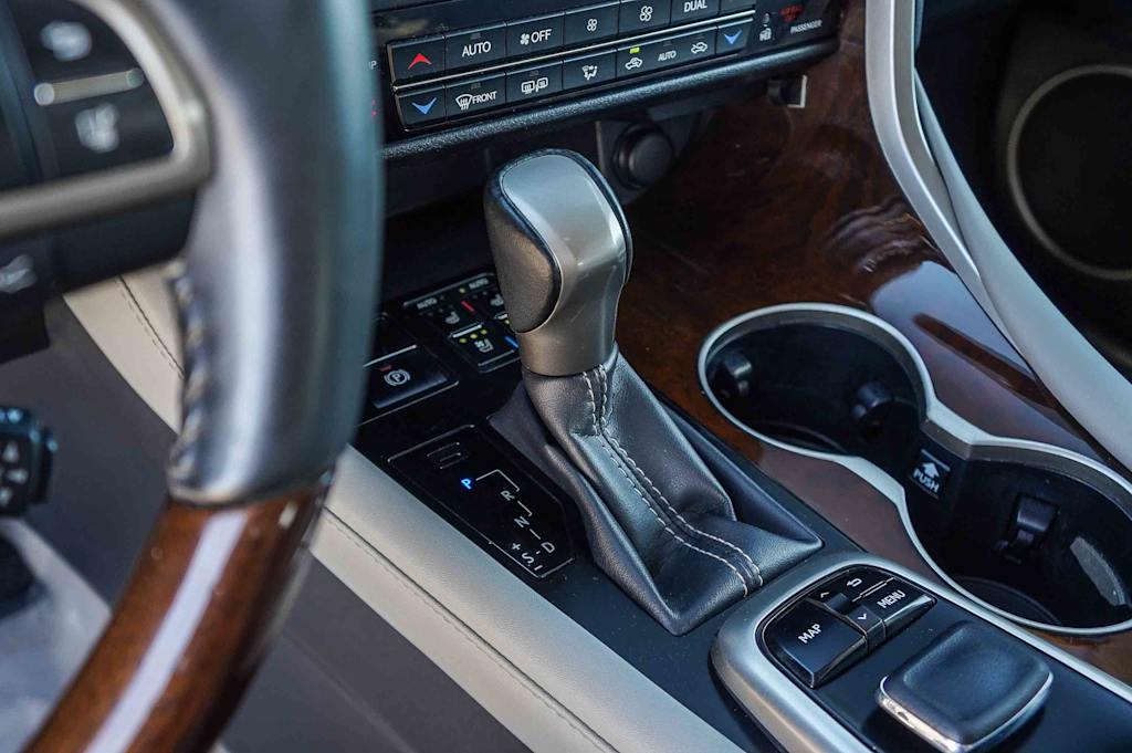 Thumbnail: 2019 Lexus RX - 15