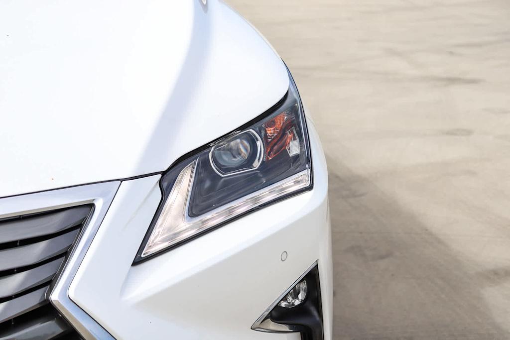 Thumbnail: 2019 Lexus RX - 19