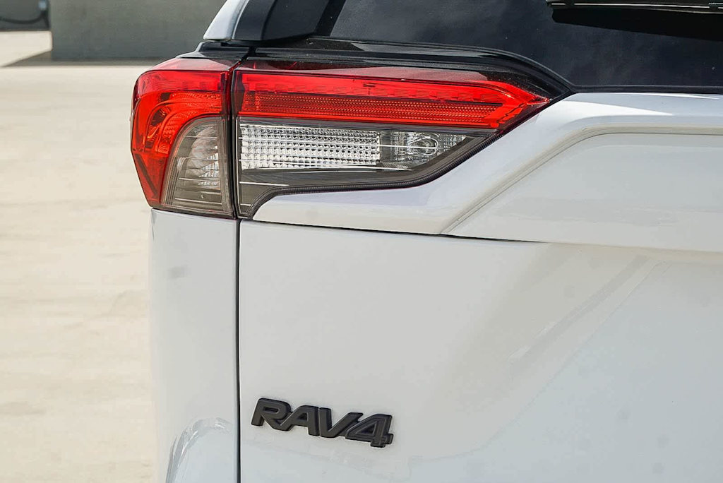 Thumbnail: 2025 Toyota RAV4 - 24