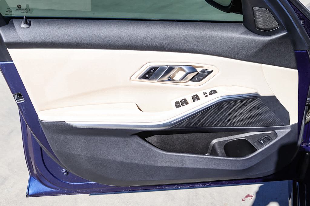 Thumbnail: 2020 BMW 3 Series - 29