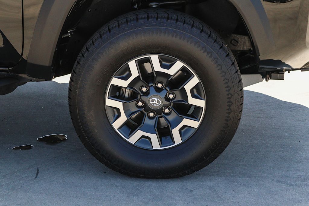 Thumbnail: 2022 Toyota Tacoma - 7