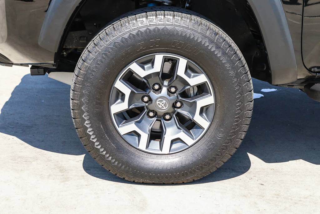 Thumbnail: 2022 Toyota Tacoma - 23