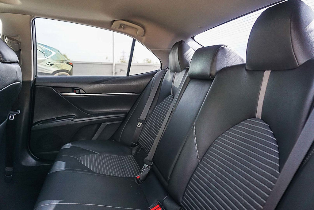 Thumbnail: 2018 Toyota Camry - 11