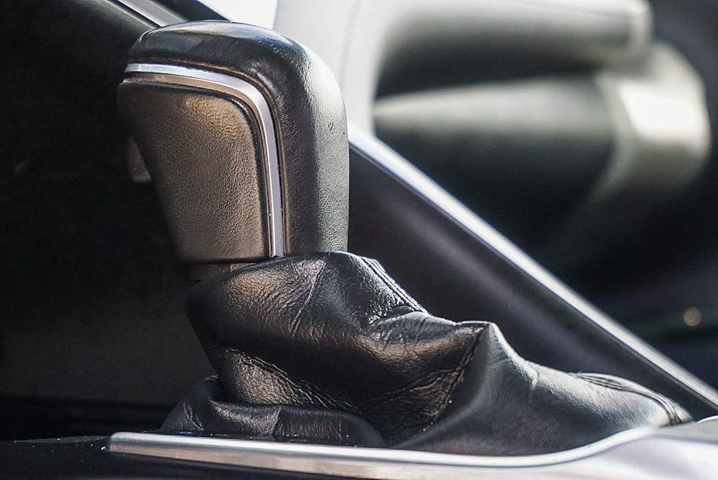 Thumbnail: 2018 Toyota Camry - 14