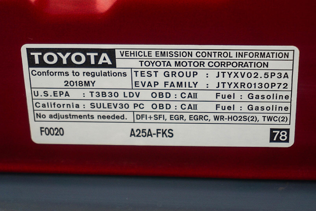 Thumbnail: 2018 Toyota Camry - 17