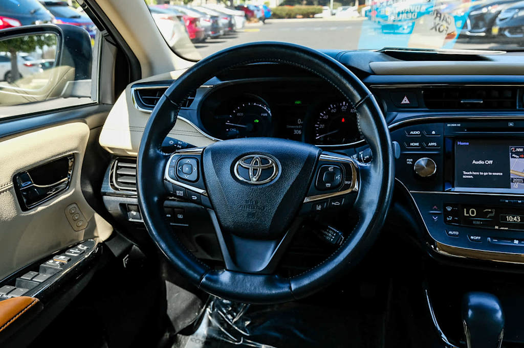 2017 Toyota Avalon Limited 8
