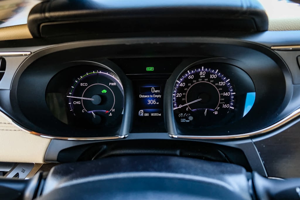 2017 Toyota Avalon Limited 14