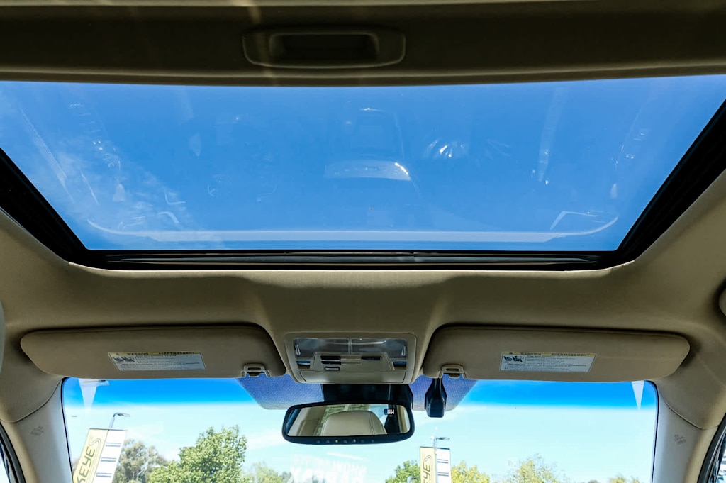 2017 Toyota Avalon Limited 21