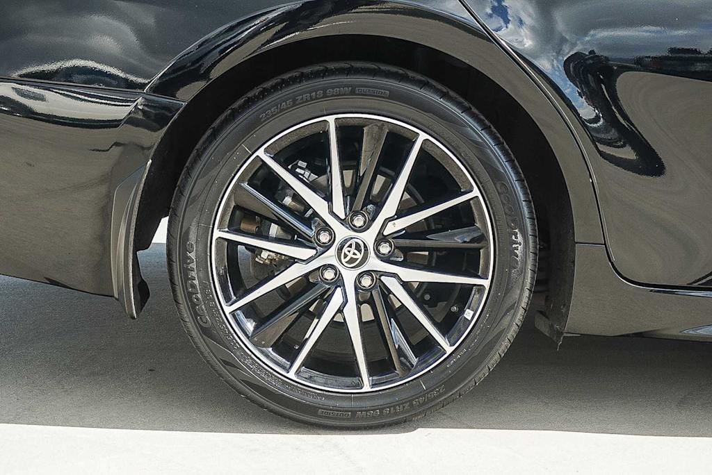 Thumbnail: 2024 Toyota Camry - 20