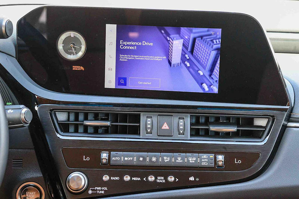 Thumbnail: 2025 Lexus ES - 14