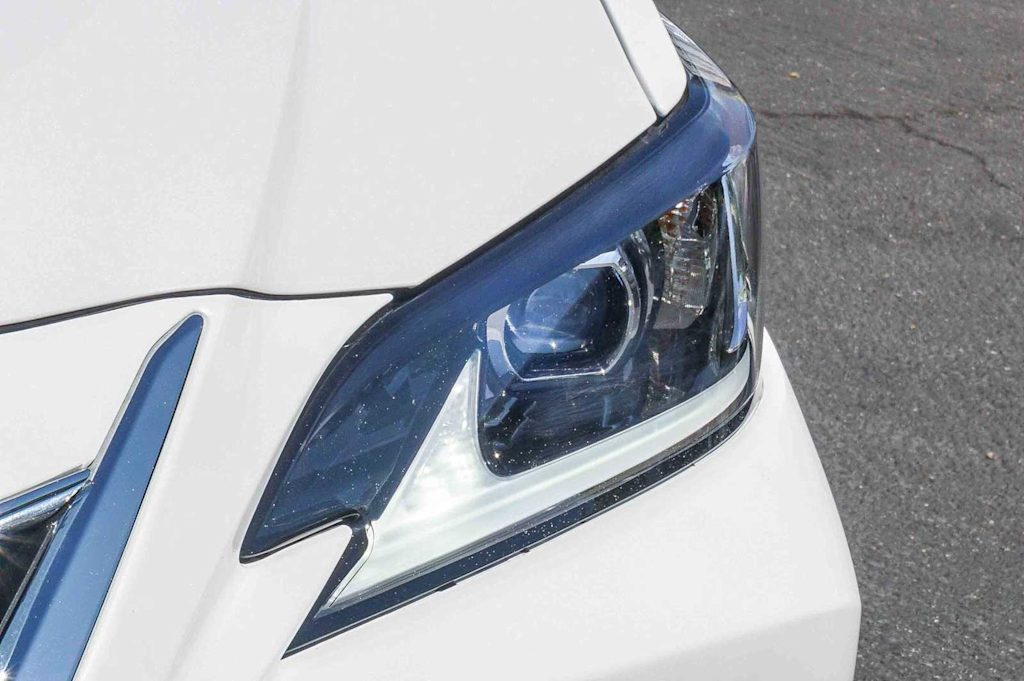 Thumbnail: 2024 Lexus ES - 19
