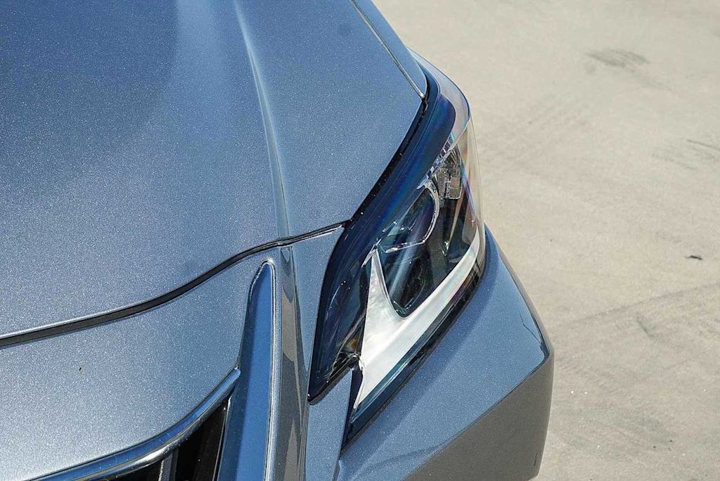 Thumbnail: 2025 Lexus ES - 6