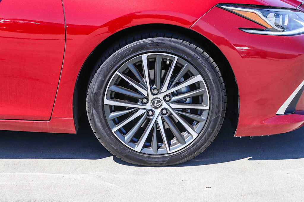 Thumbnail: 2025 Lexus ES - 6