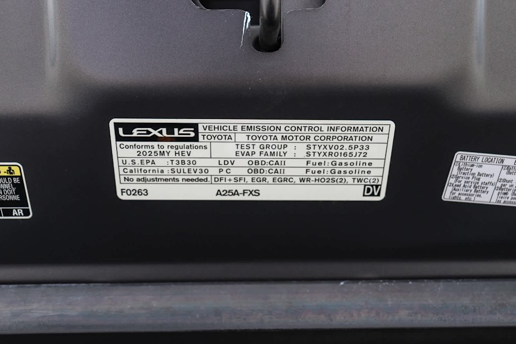Thumbnail: 2025 Lexus ES - 18