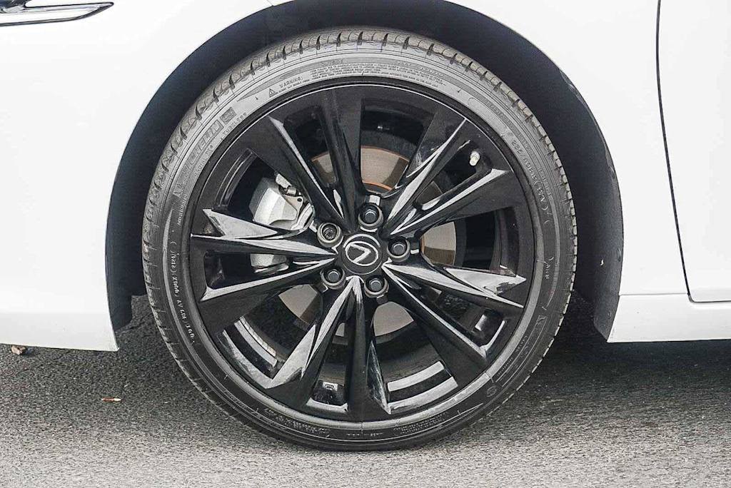 Thumbnail: 2025 Lexus ES - 5