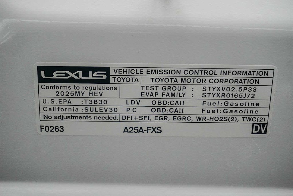 Thumbnail: 2025 Lexus ES - 13