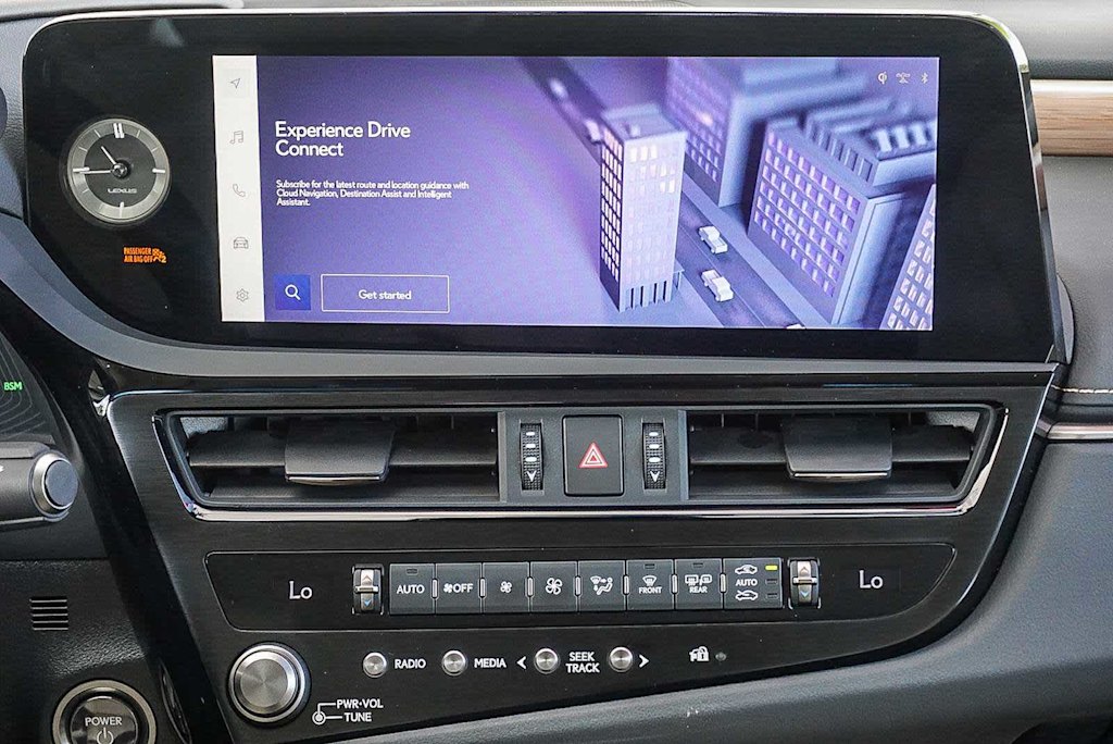 Thumbnail: 2025 Lexus ES - 14