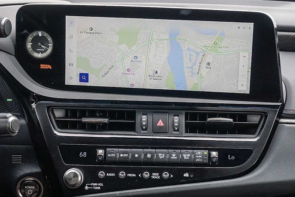 Thumbnail: 2025 Lexus ES - 14