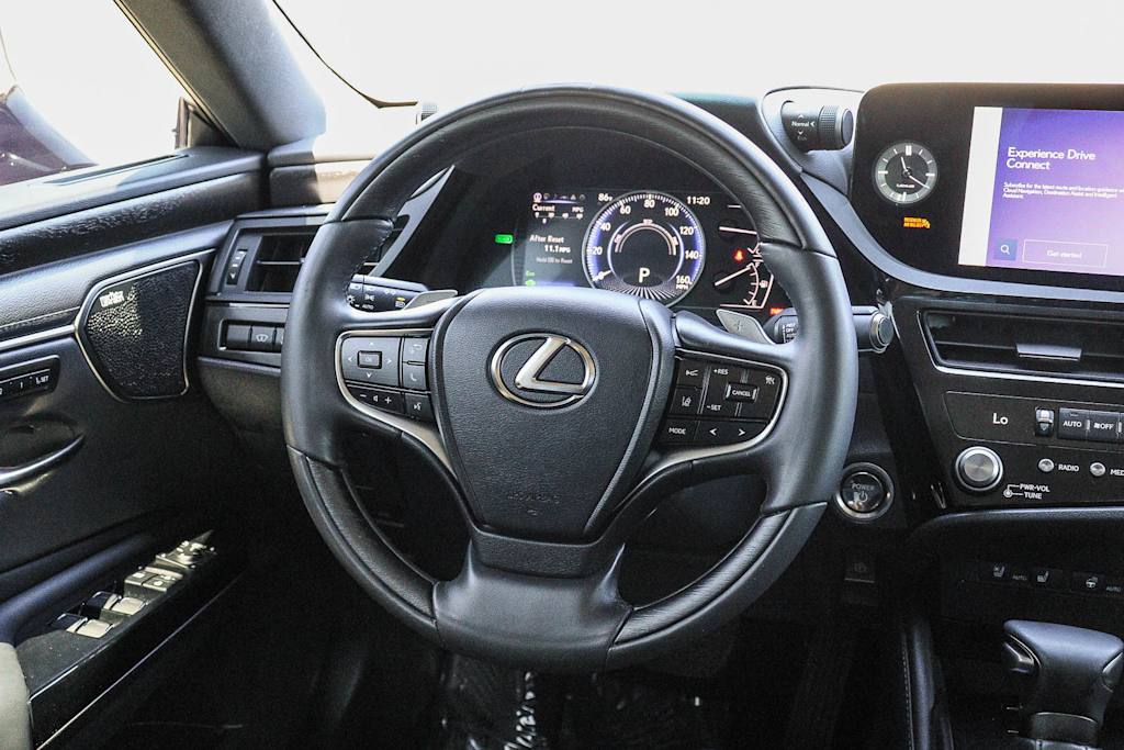 Thumbnail: 2025 Lexus ES - 9