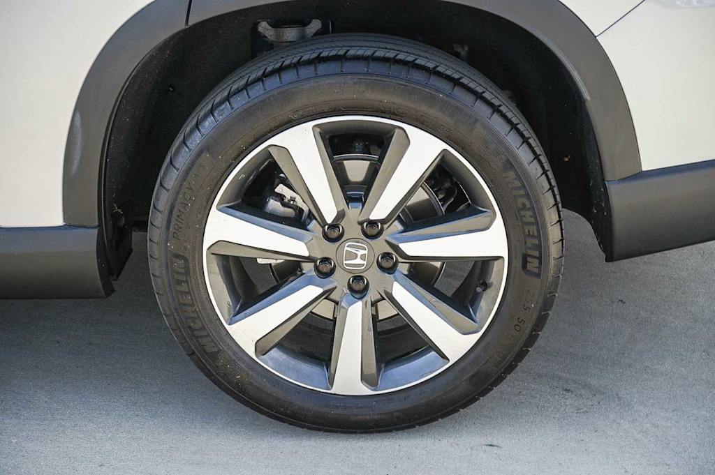 Thumbnail: 2023 Honda Pilot - 22