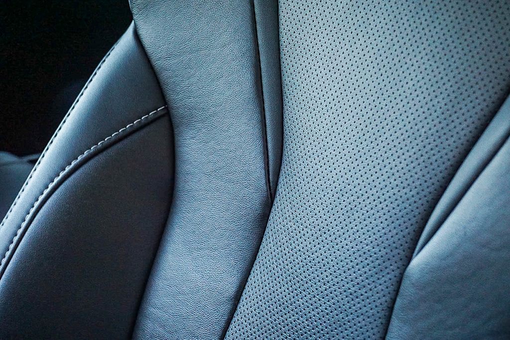 Thumbnail: 2023 Acura MDX - 30