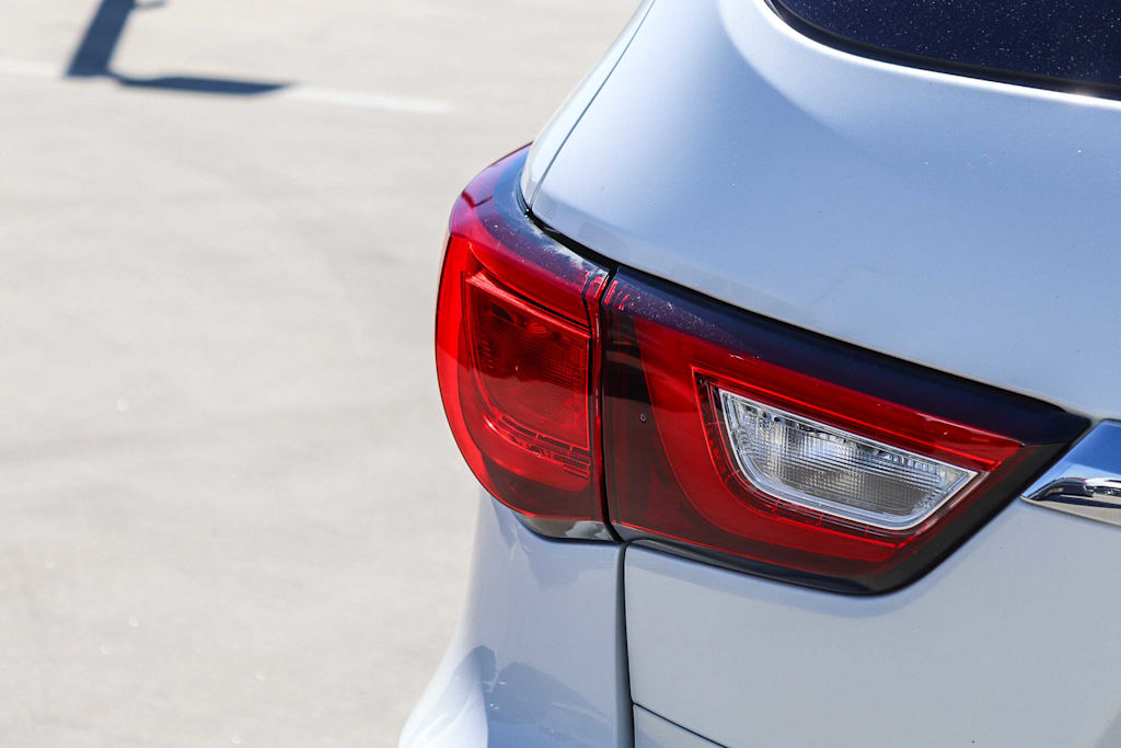 Thumbnail: 2016 INFINITI QX60 - 24