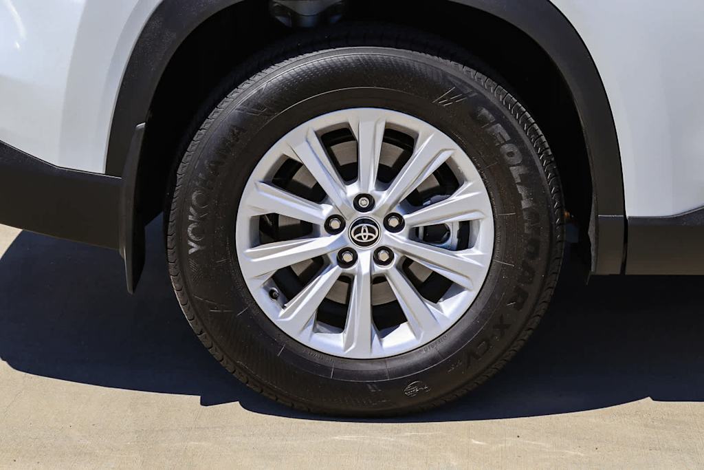 Thumbnail: 2026 Toyota Grand Highlander - 22