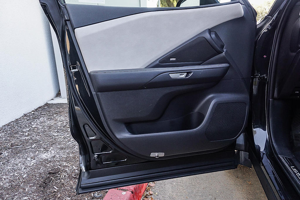 Thumbnail: 2024 Lexus TX - 24