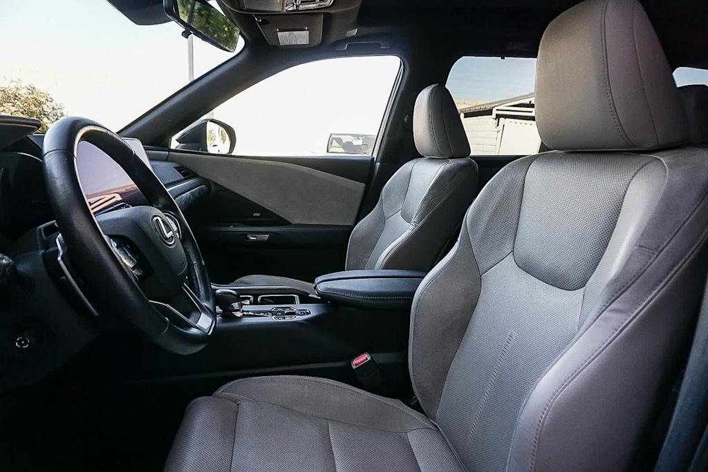 Thumbnail: 2024 Lexus TX - 10