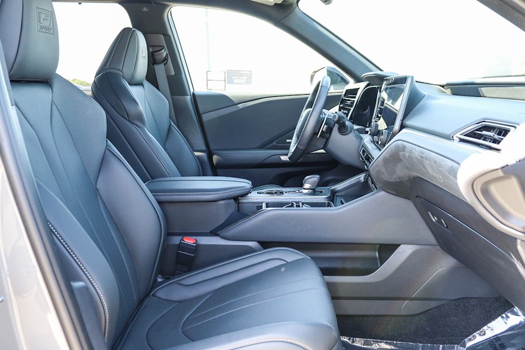 Thumbnail: 2026 Lexus TX - 10