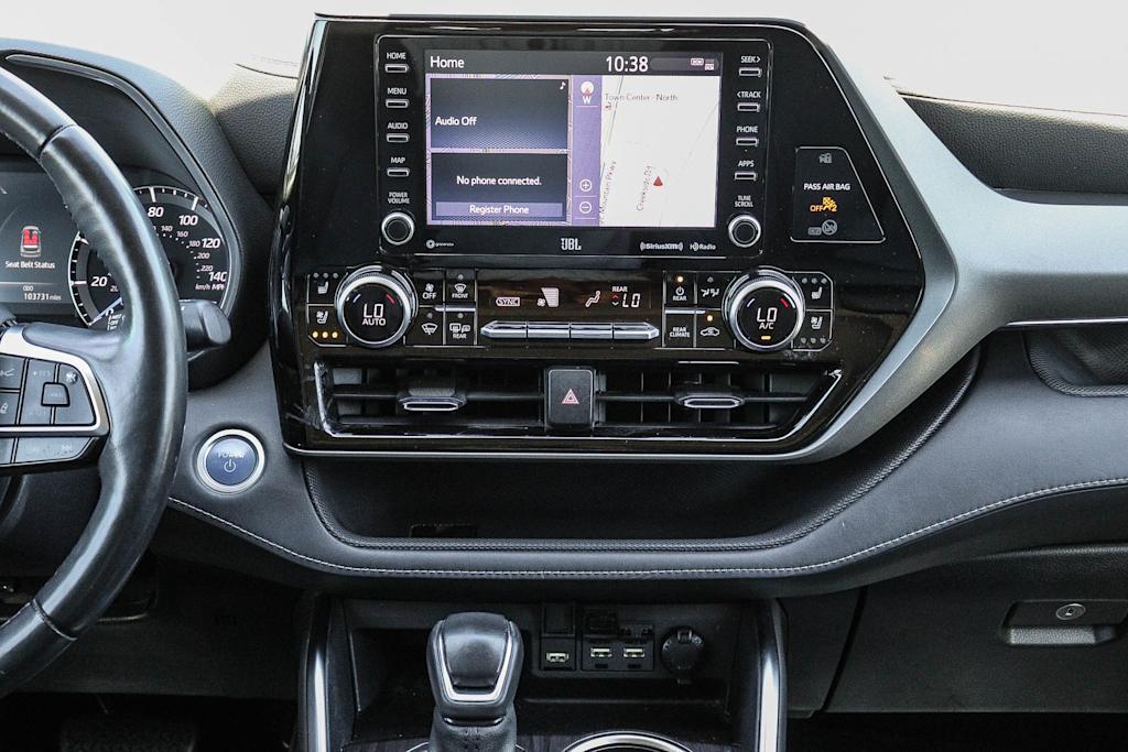 Thumbnail: 2021 Toyota Highlander - 12