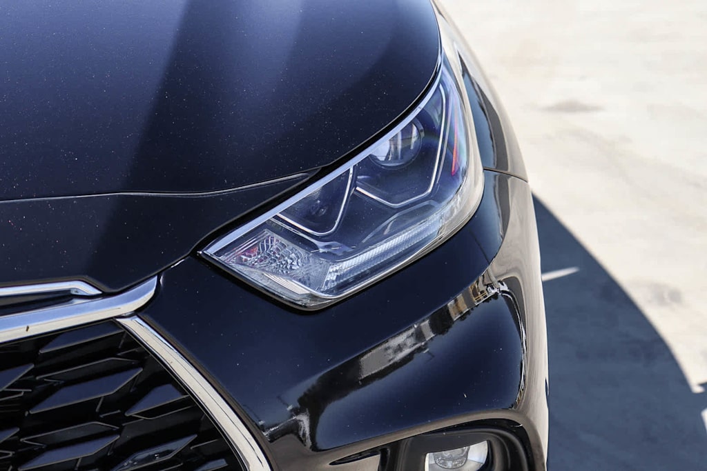 Thumbnail: 2021 Toyota Highlander - 20