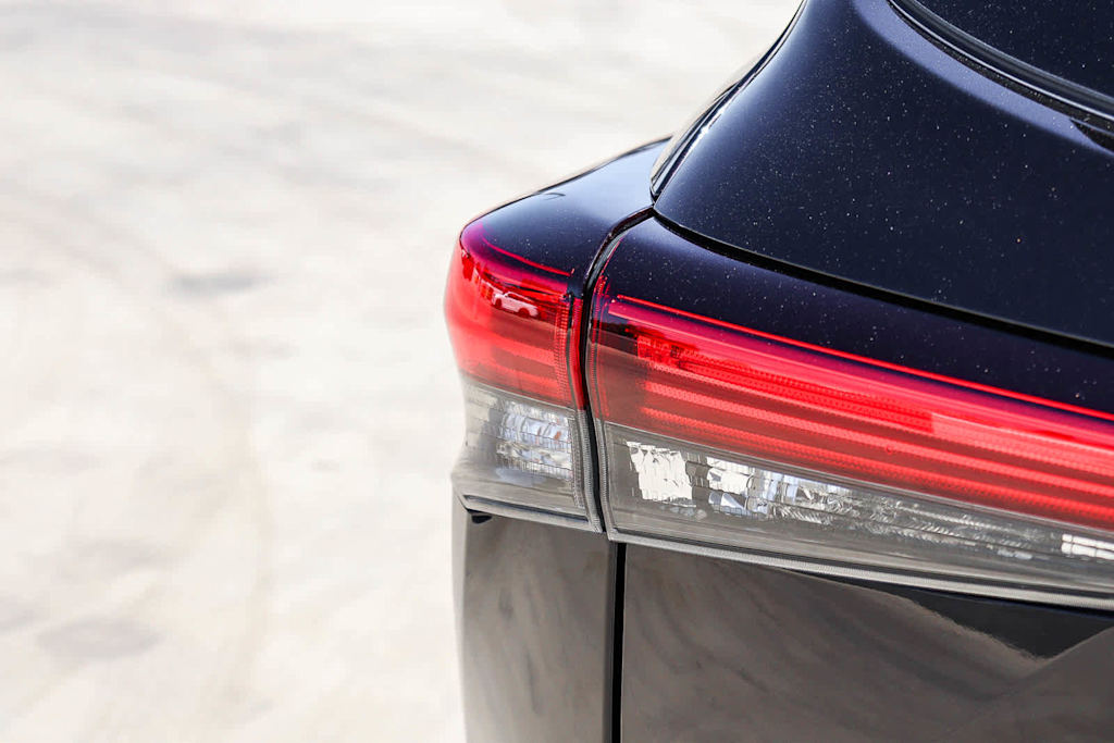 Thumbnail: 2021 Toyota Highlander - 23