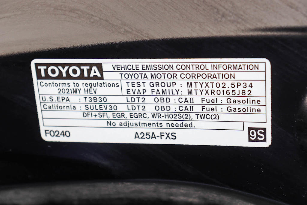 Thumbnail: 2021 Toyota Highlander - 17