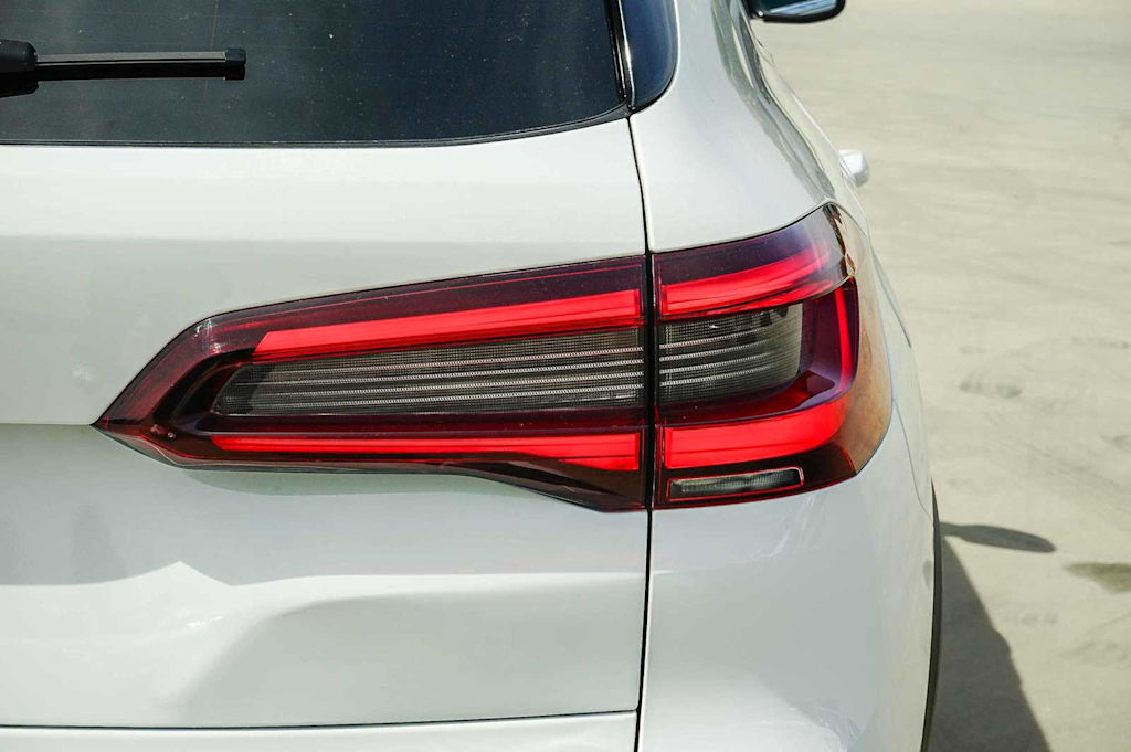 Thumbnail: 2021 BMW X5 - 24