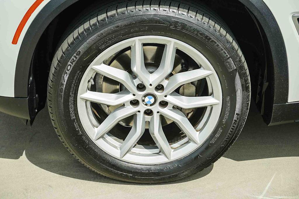 Thumbnail: 2021 BMW X5 - 6