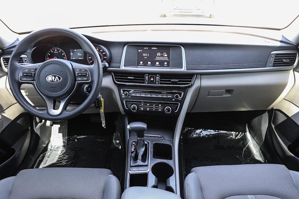 Thumbnail: 2018 Kia Optima - 2