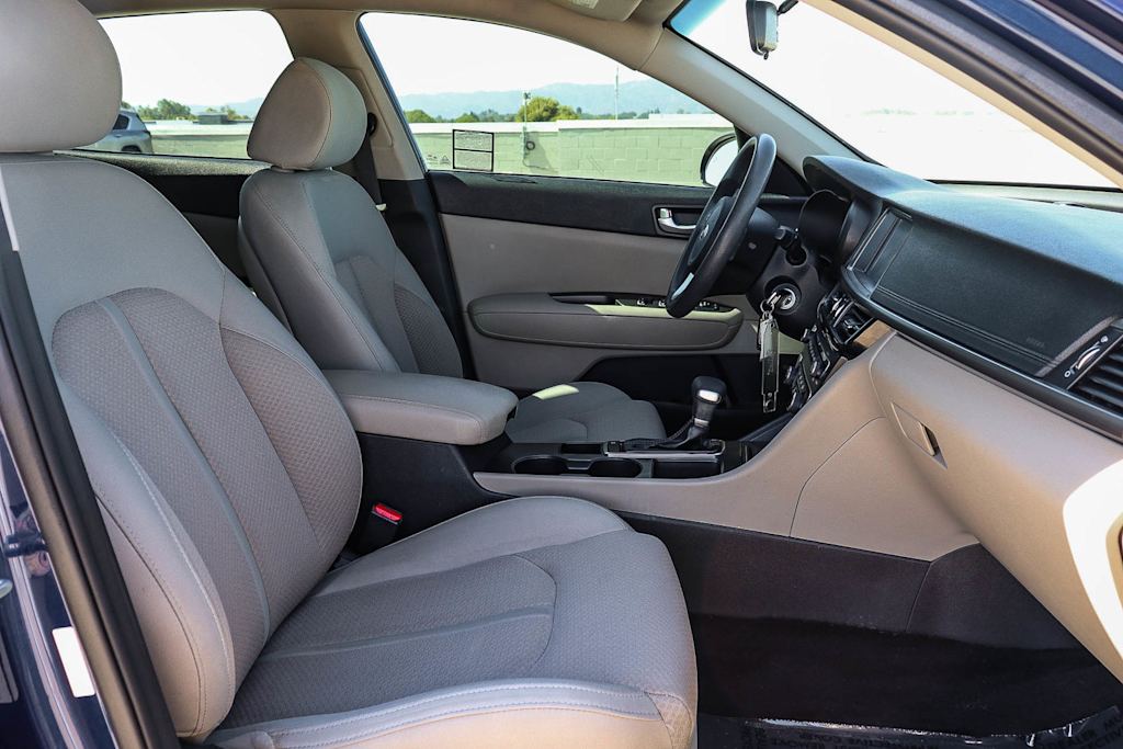 Thumbnail: 2018 Kia Optima - 9
