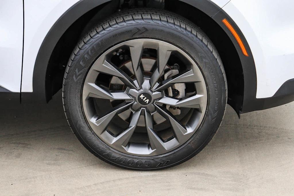 Thumbnail: 2021 Kia Sorento - 7