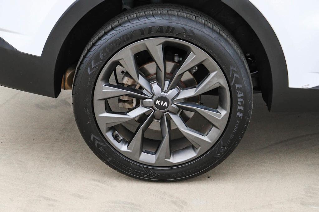 Thumbnail: 2021 Kia Sorento - 23