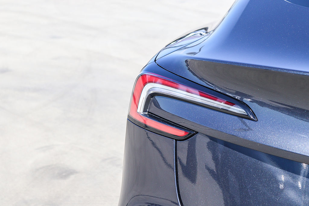 Thumbnail: 2025 Tesla Model 3 - 21