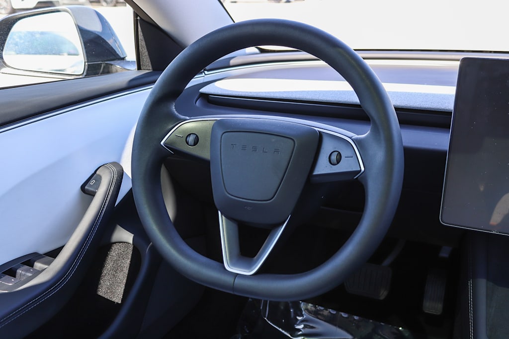 Thumbnail: 2025 Tesla Model 3 - 7